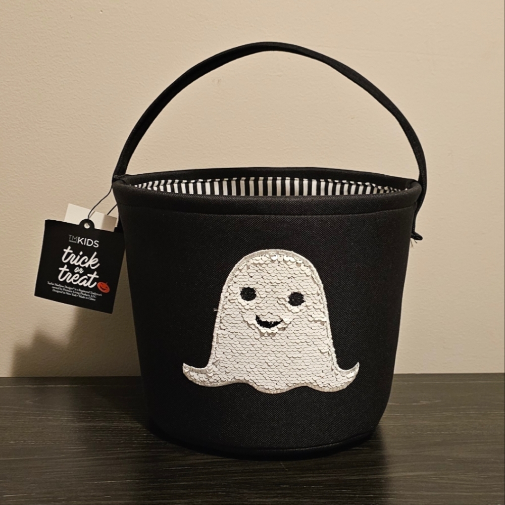 Cute Ghost Trick or Treat bag sequin bucket for Halloween NWT